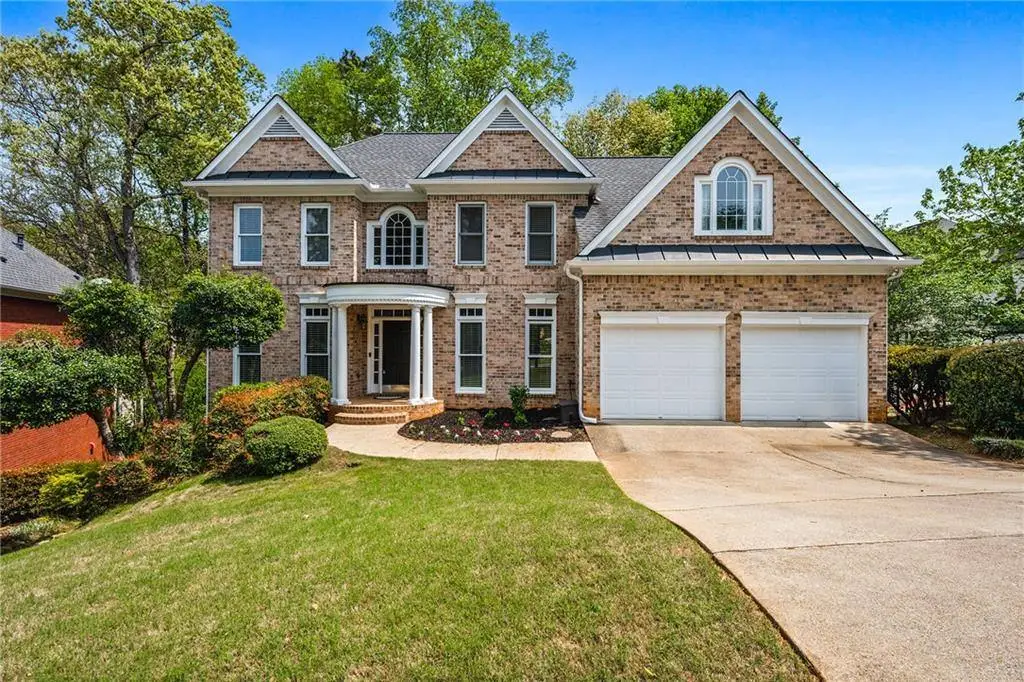 5211 Forest View Trail SE