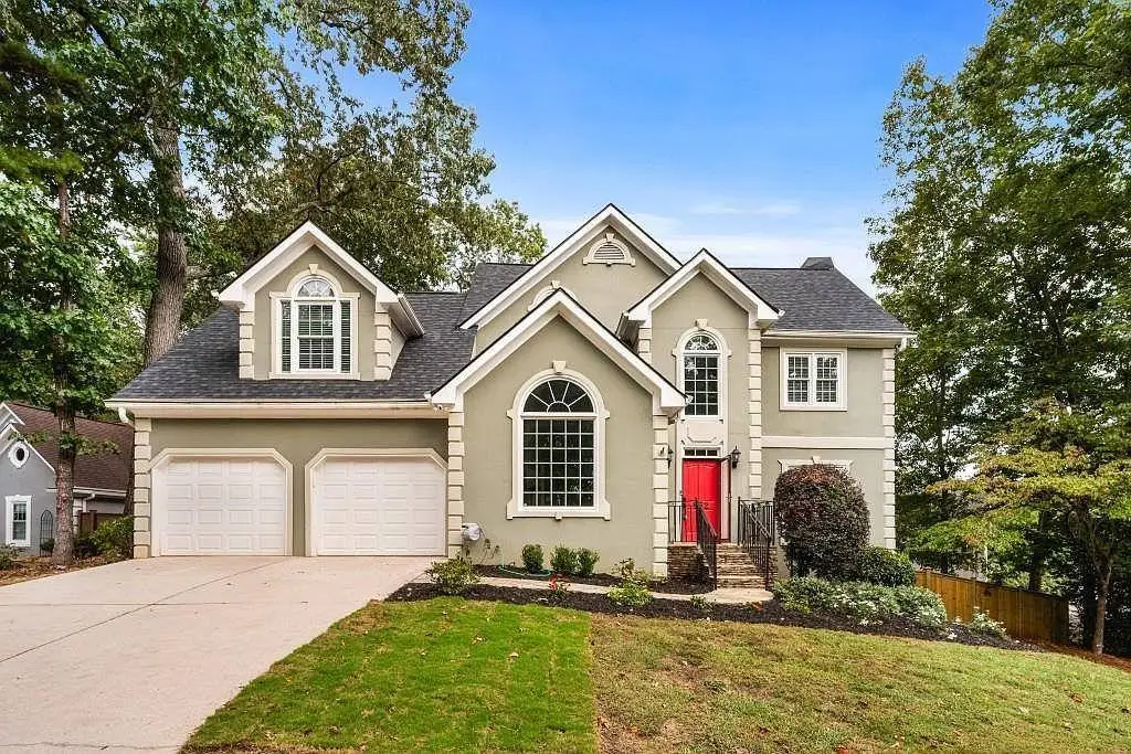 952 Laurel Springs Lane SW