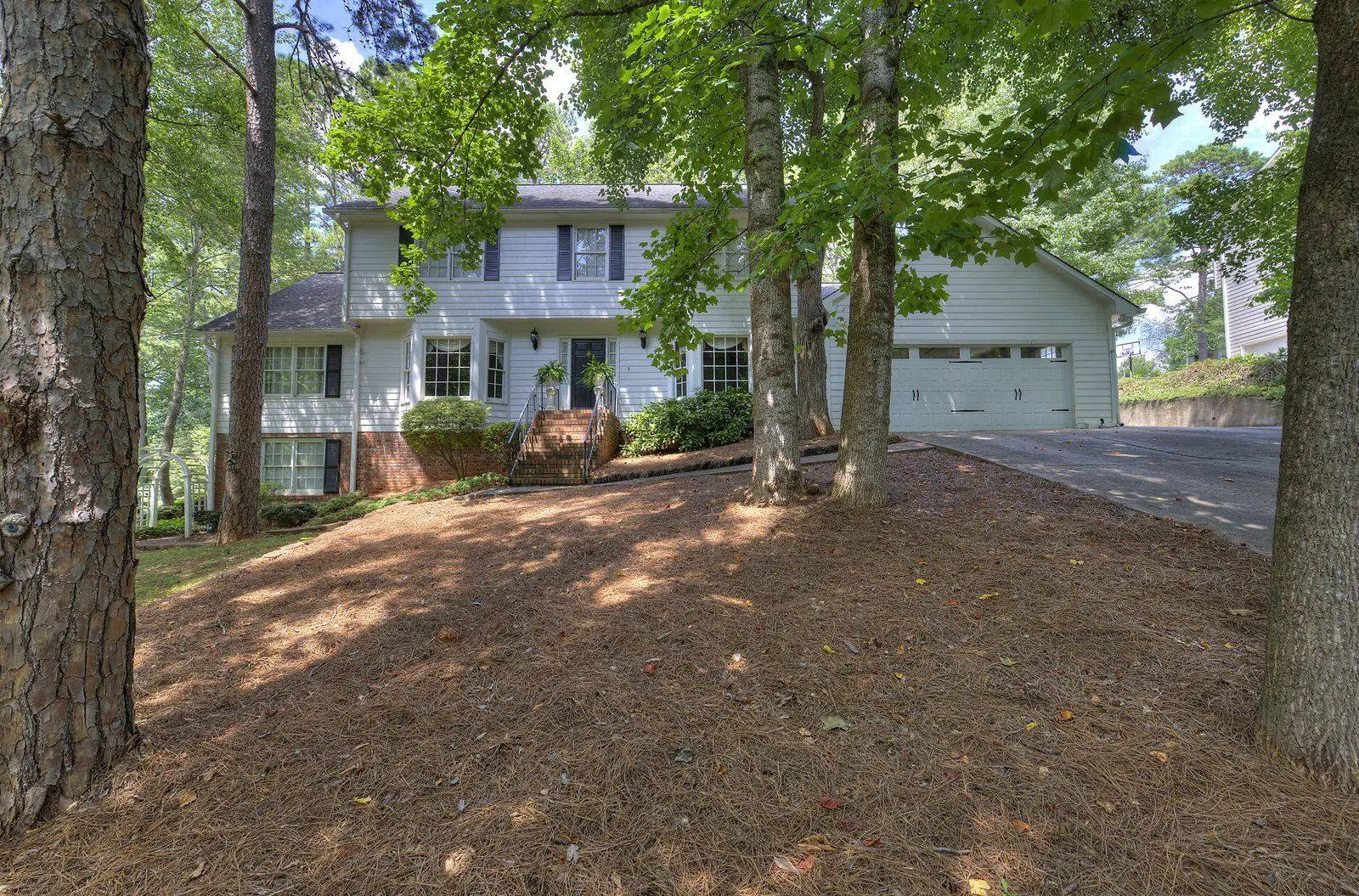 2195 Wenlok Trail NE